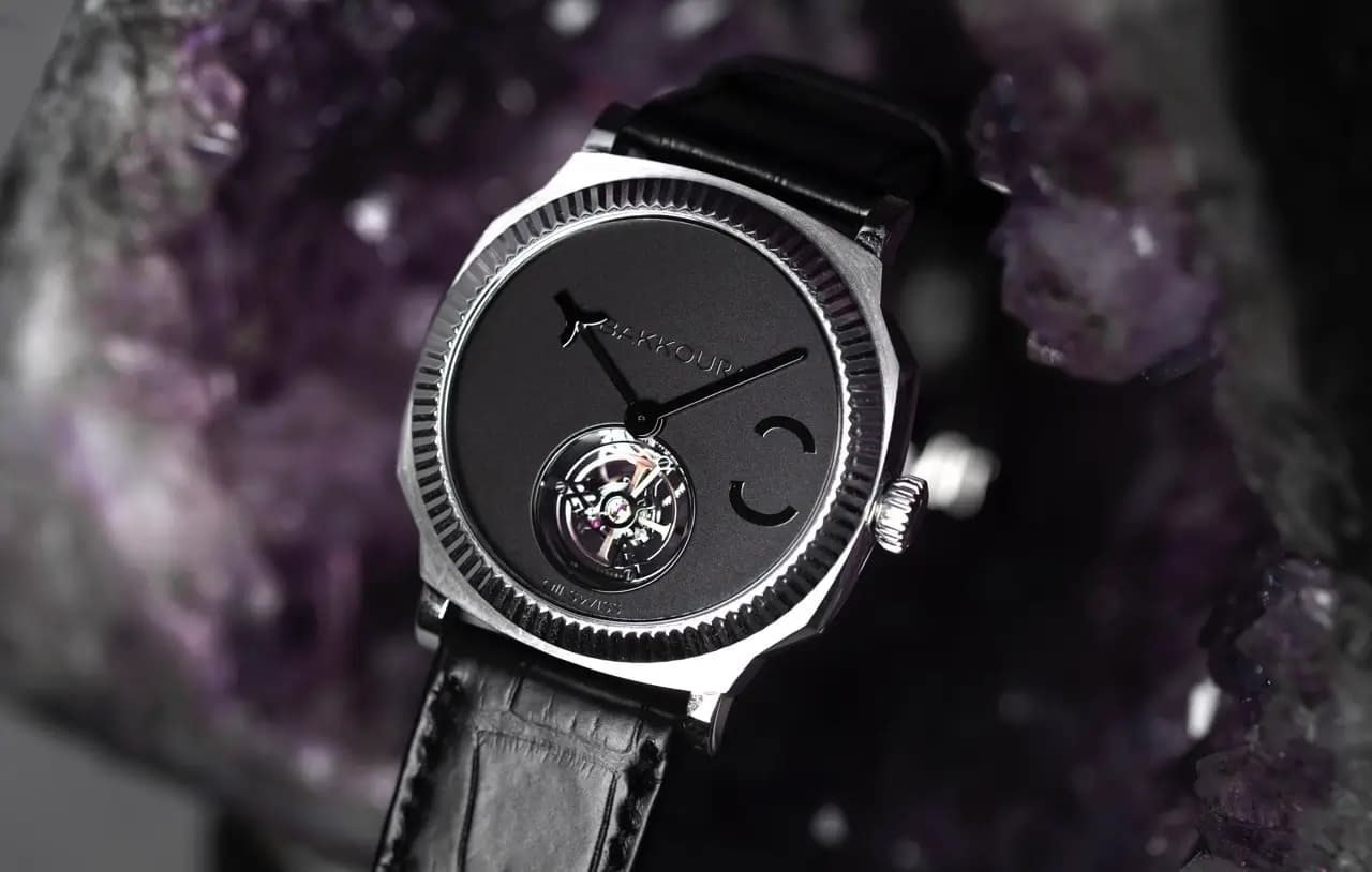 Tourbillon Light Black - View 2